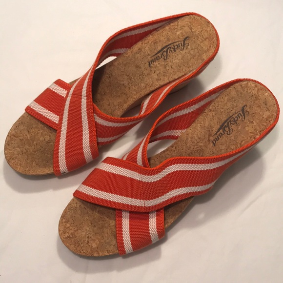 SOLD Lucky Brand Red And White Cork Soles Wedges Sz 8.5 - Picture 1 of 7